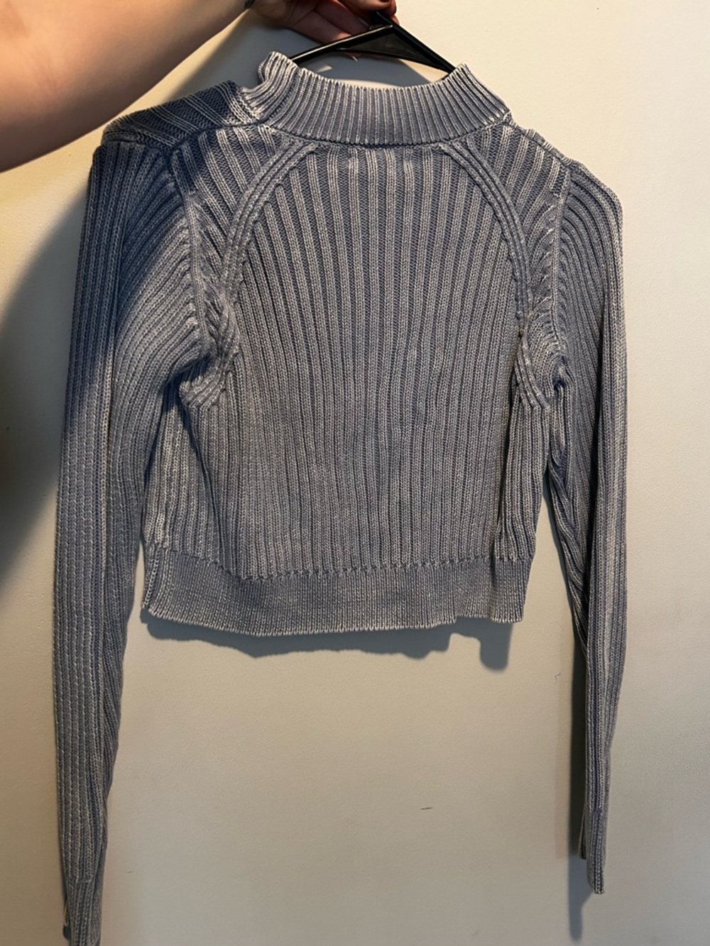 Pacsun Cropped Ribbed Knit Sweater in Light Gray | Blue